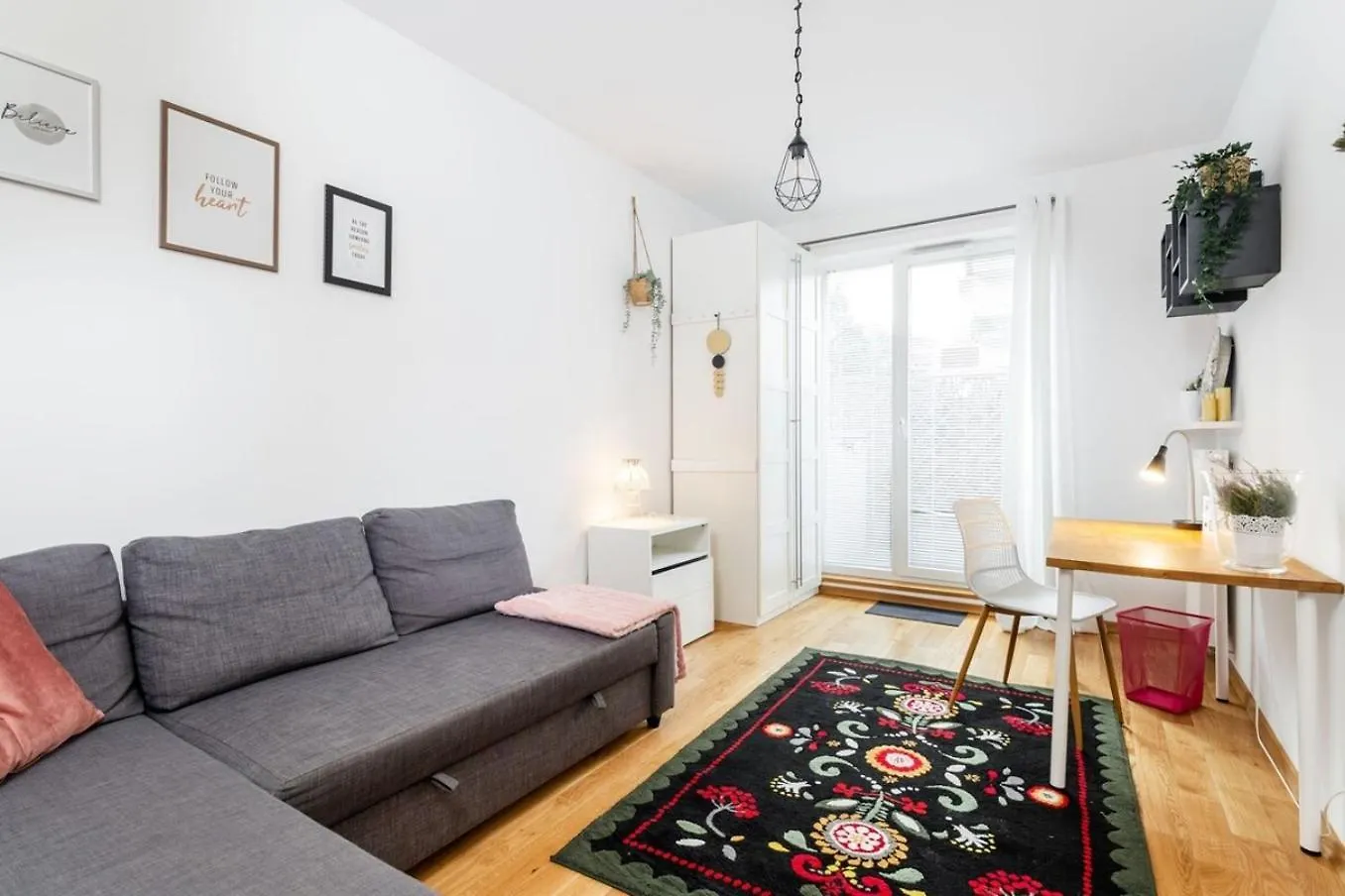 Modern 70M Apartment With Private Garden Metro Warsaw